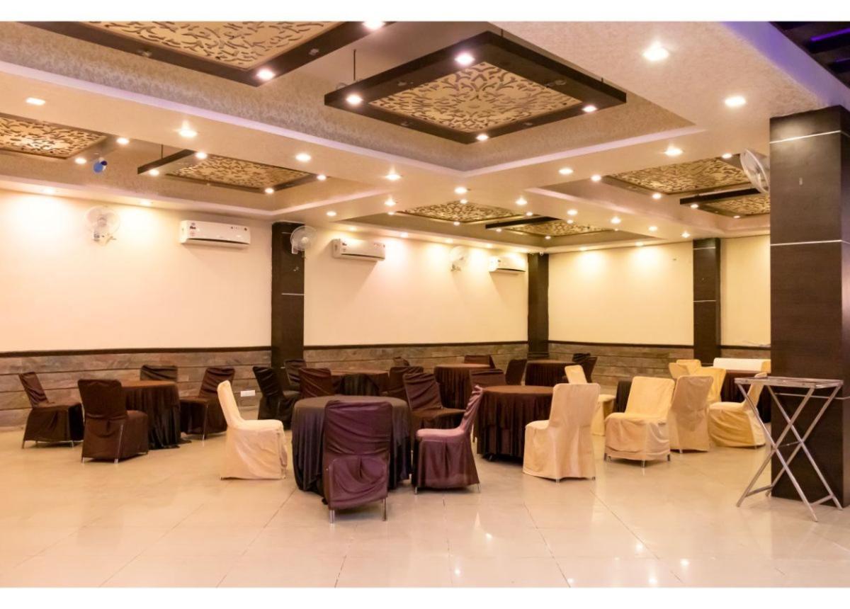 Ritumbhara Hotel & Resort Alwar Bagian luar foto
