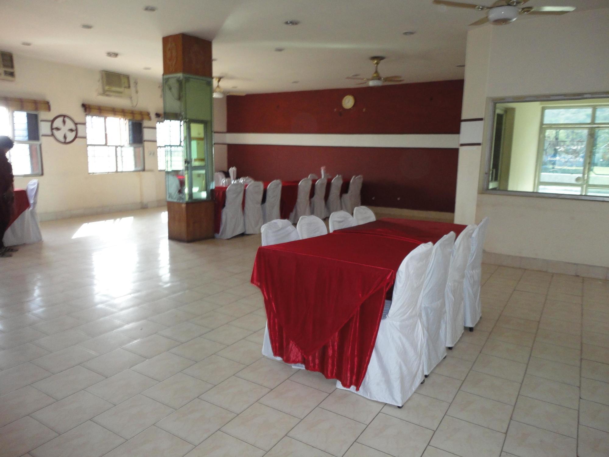Ritumbhara Hotel & Resort Alwar Bagian luar foto